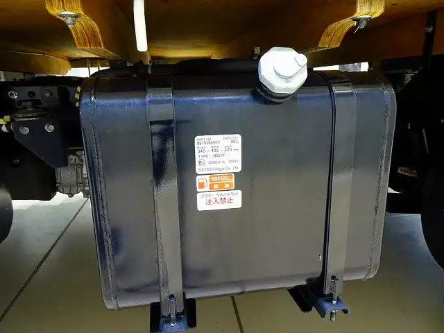 いすゞ エルフ 小型 平ボディ 2RG-NJS88A R2の中古トラック画像14