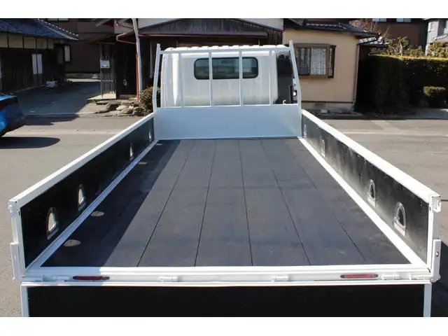 日野 デュトロ 小型 平ボディ  H31/R1の中古トラック画像4