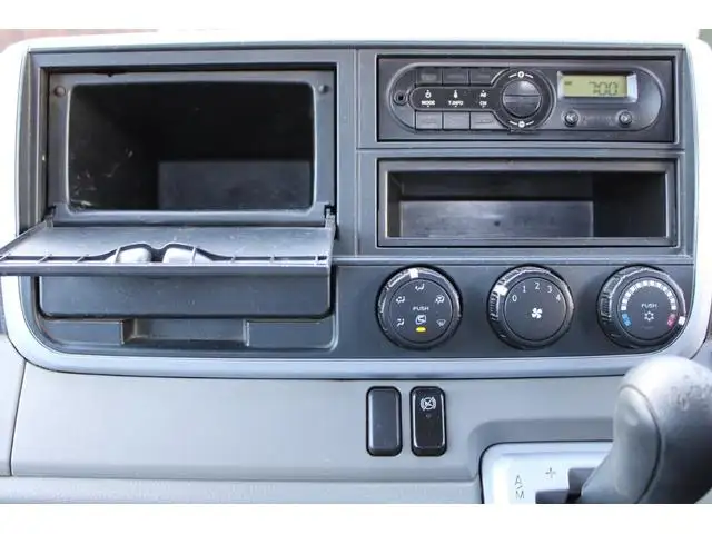 三菱 キャンター 小型 平ボディ  H28の中古トラック画像10