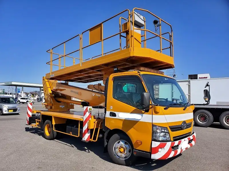日野 デュトロ 小型 高所・建柱車 高所作業車 TKG-XZU710Mの中古トラック画像2