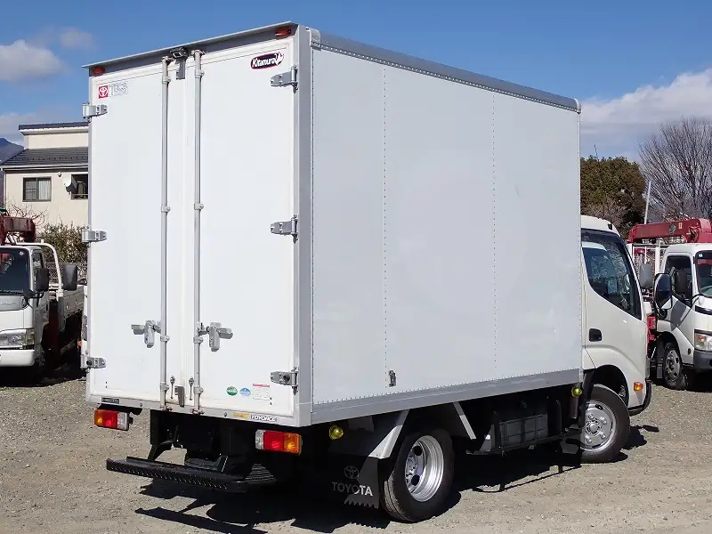トヨタ ダイナ 小型 アルミバン サイドドア TKG-XZC605の中古トラック画像3