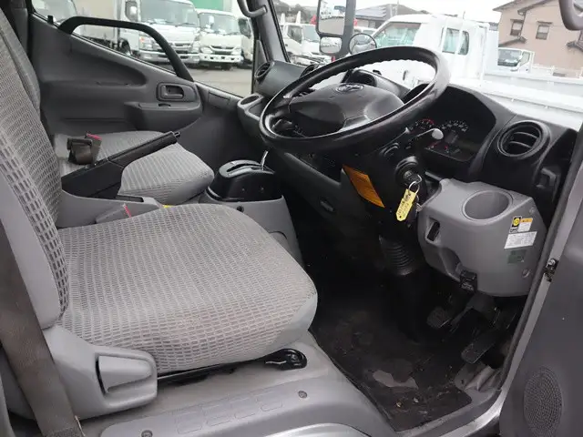 トヨタ トヨエース 小型 冷凍冷蔵 低温 サイドドアの中古トラック画像12