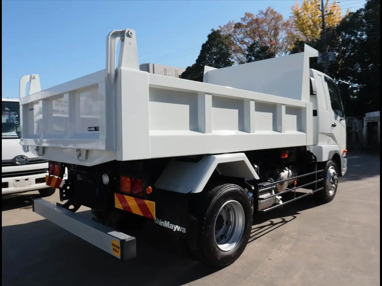三菱 ファイター 中型/増トン ダンプ ベッド 2KG-FK62FZの中古トラック画像3