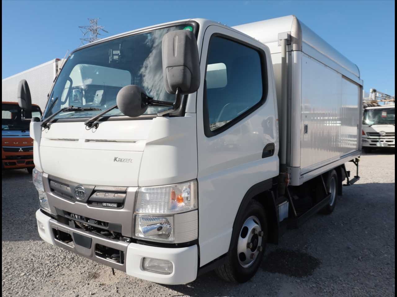 日産 アトラス 小型 アルミバン ボトルカー 2RG-FBA2Y｜画像1