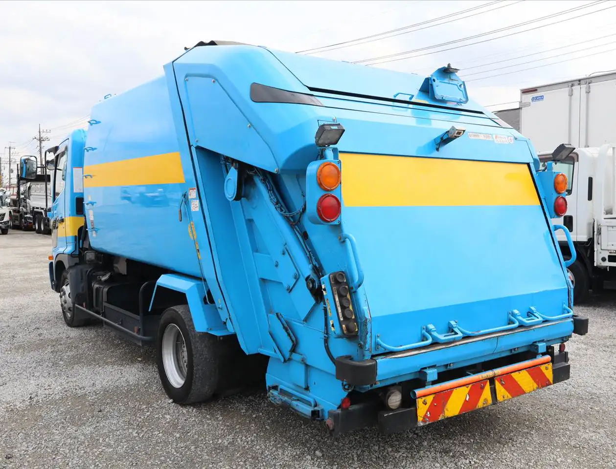 日野 レンジャー 中型/増トン パッカー車 プレス式 2KG-FC2ABAの中古トラック画像4