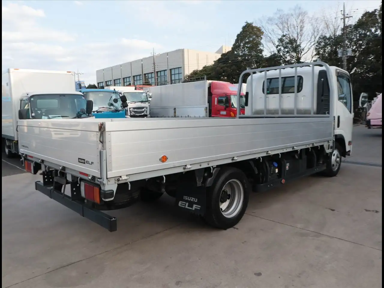 いすゞ エルフ 小型 平ボディ アルミブロック 2RG-NNR88ARの中古トラック画像3