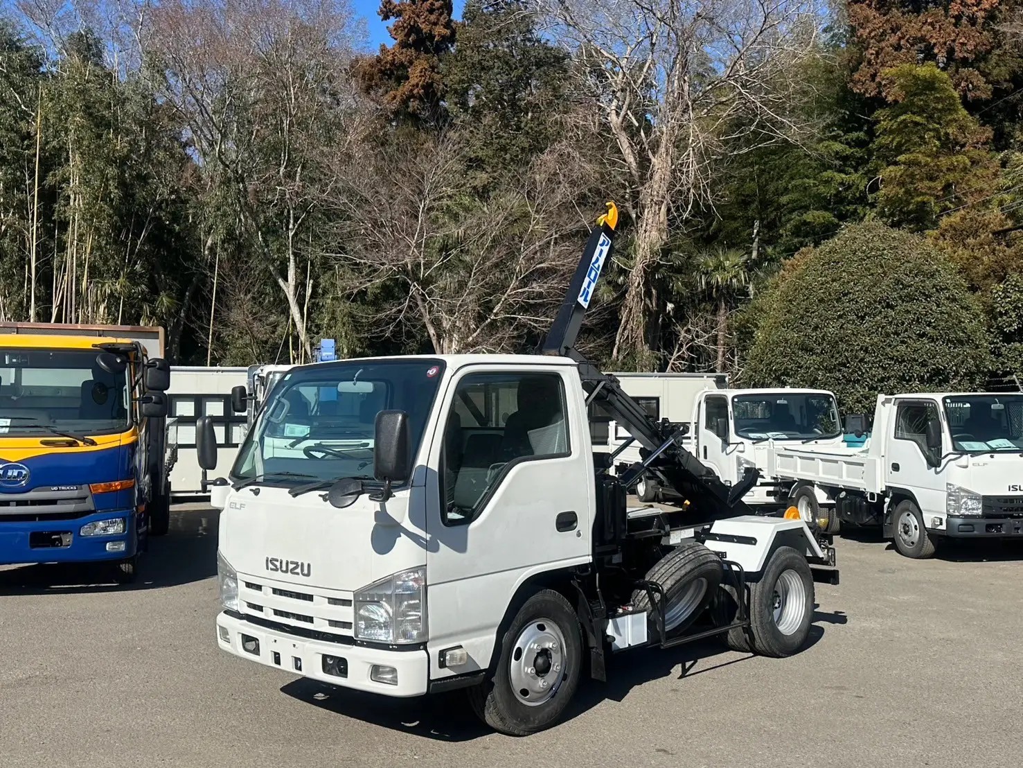 いすゞ エルフ 小型 アームロール ツインホイスト TKG-NKR85AN｜画像1