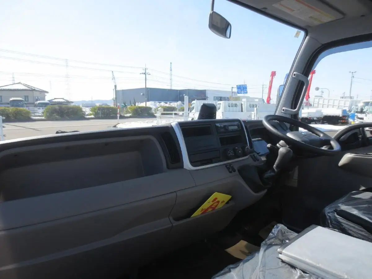 三菱 キャンター 小型 ウイング 2RG-FEB50 R5の中古トラック画像13