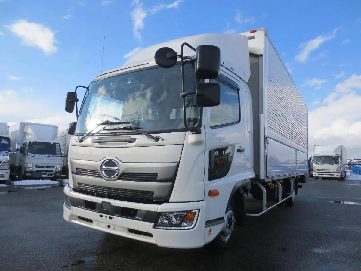 日野 レンジャー 中型/増トン ウイング パワーゲート ベッドの中古トラック画像1
