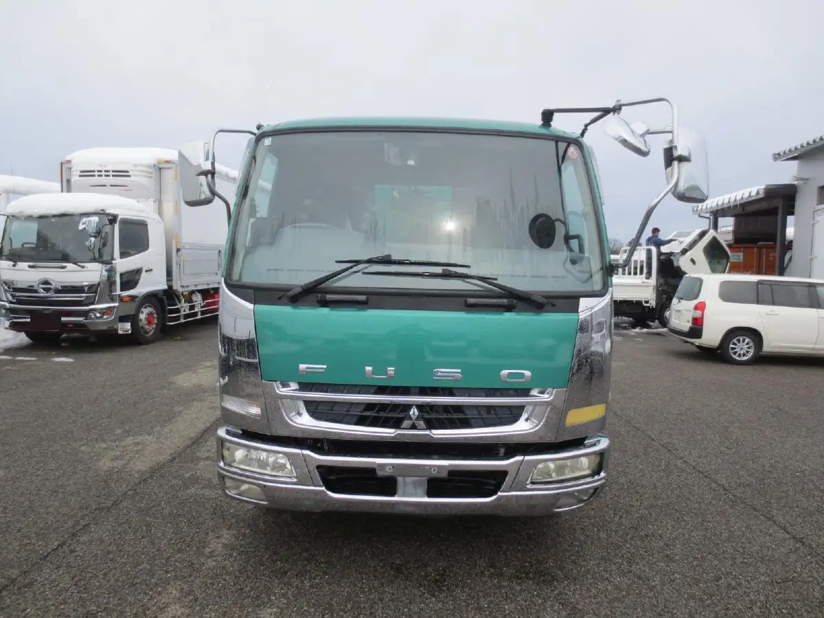 三菱 ファイター 中型/増トン パッカー車 プレス式 PDG-FK71Rの中古トラック画像2