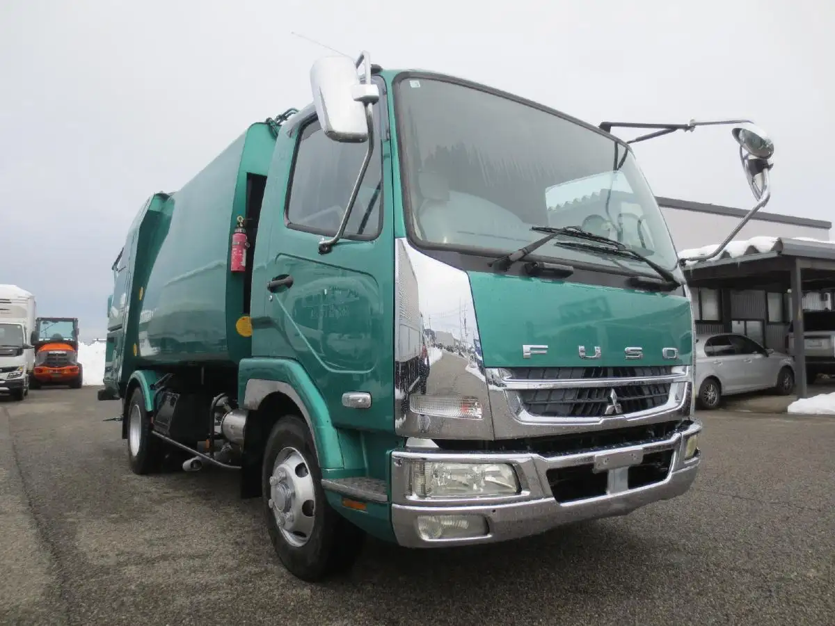 三菱 ファイター 中型/増トン パッカー車 プレス式 PDG-FK71Rの中古トラック画像5