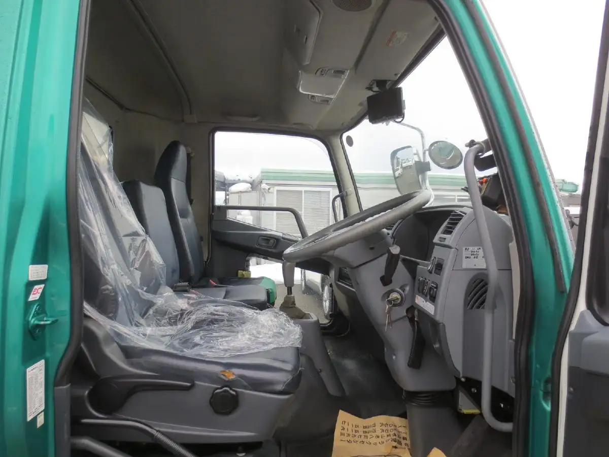 三菱 ファイター 中型/増トン パッカー車 プレス式 PDG-FK71Rの中古トラック画像像17