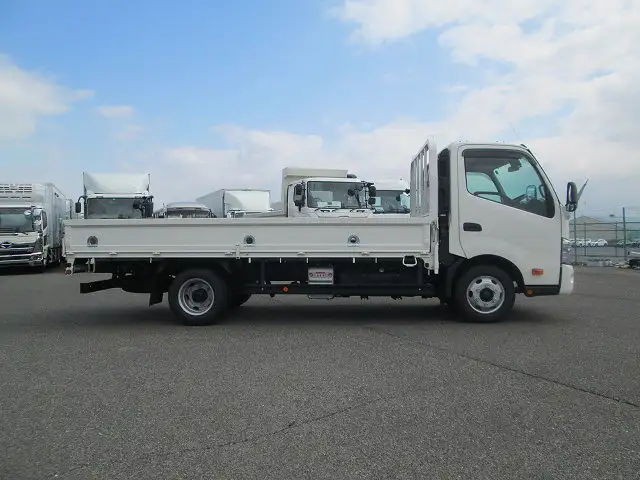 日野 デュトロ 小型 平ボディ 床鉄板 2RG-XZU712Mの中古トラック画像4
