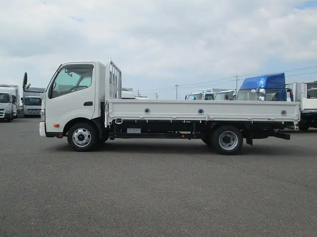 日野 デュトロ 小型 平ボディ 床鉄板 2RG-XZU712Mの中古トラック画像8