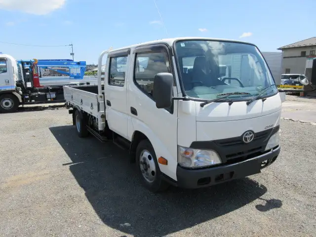 トヨタ ダイナ 小型 平ボディ Wキャブ TKG-XZU655の中古トラック画像2