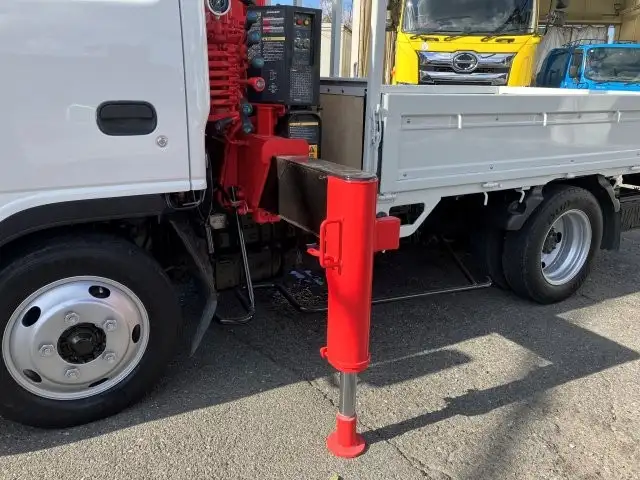 いすゞ エルフ 小型 クレーン付 床鉄板 3段の中古トラック画像9
