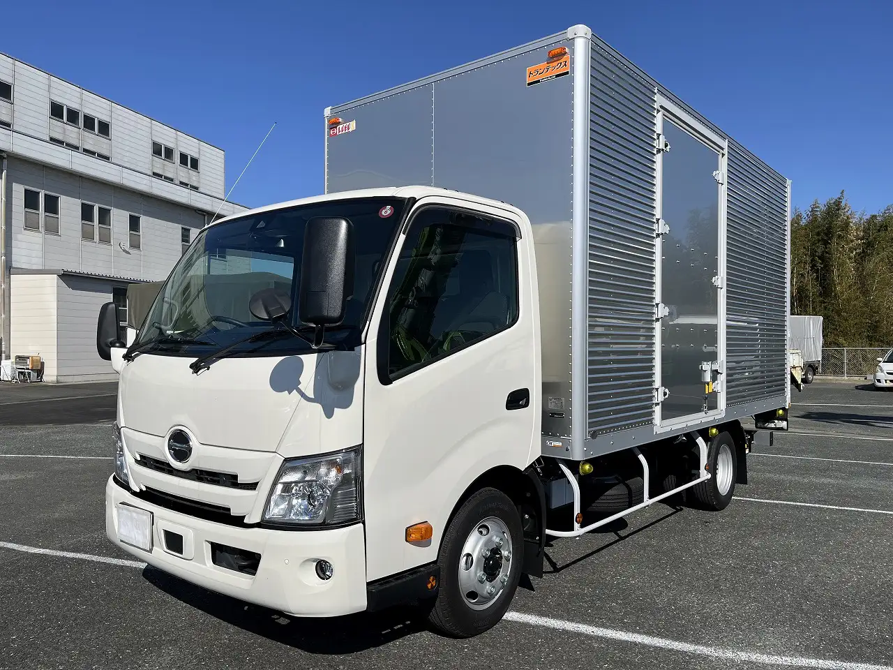 日野 デュトロ 小型 アルミバン パワーゲート サイドドアの中古トラック画像1