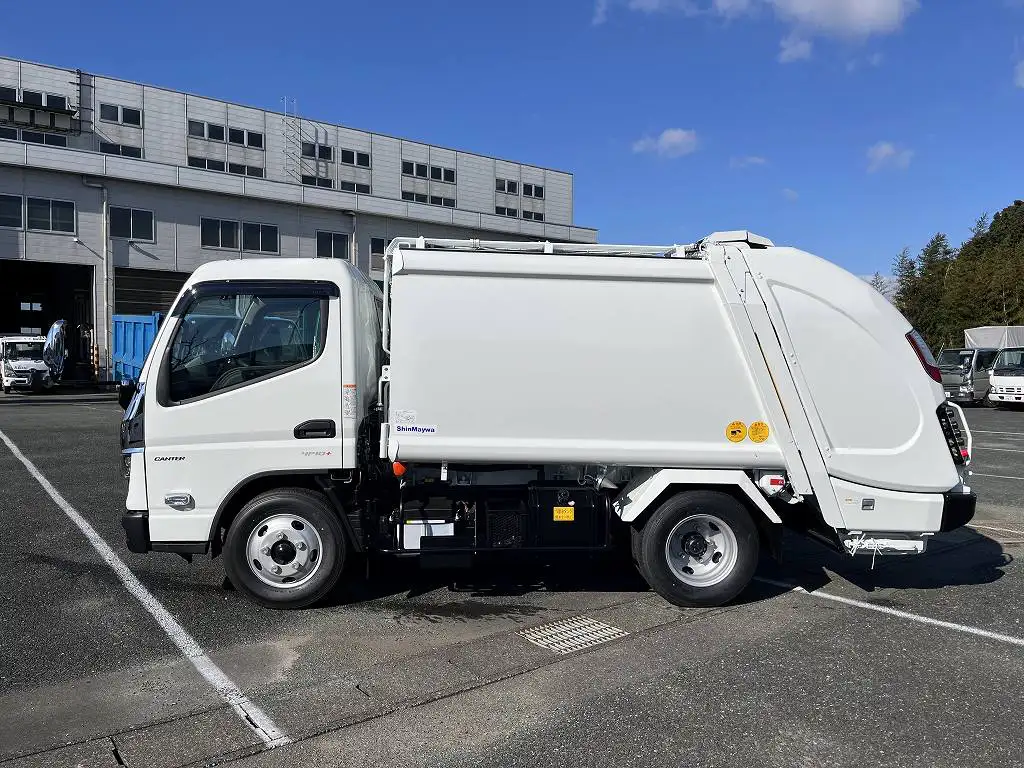 三菱 キャンター 小型 パッカー車 プレス式 2RG-FEAV0の中古トラック画像3