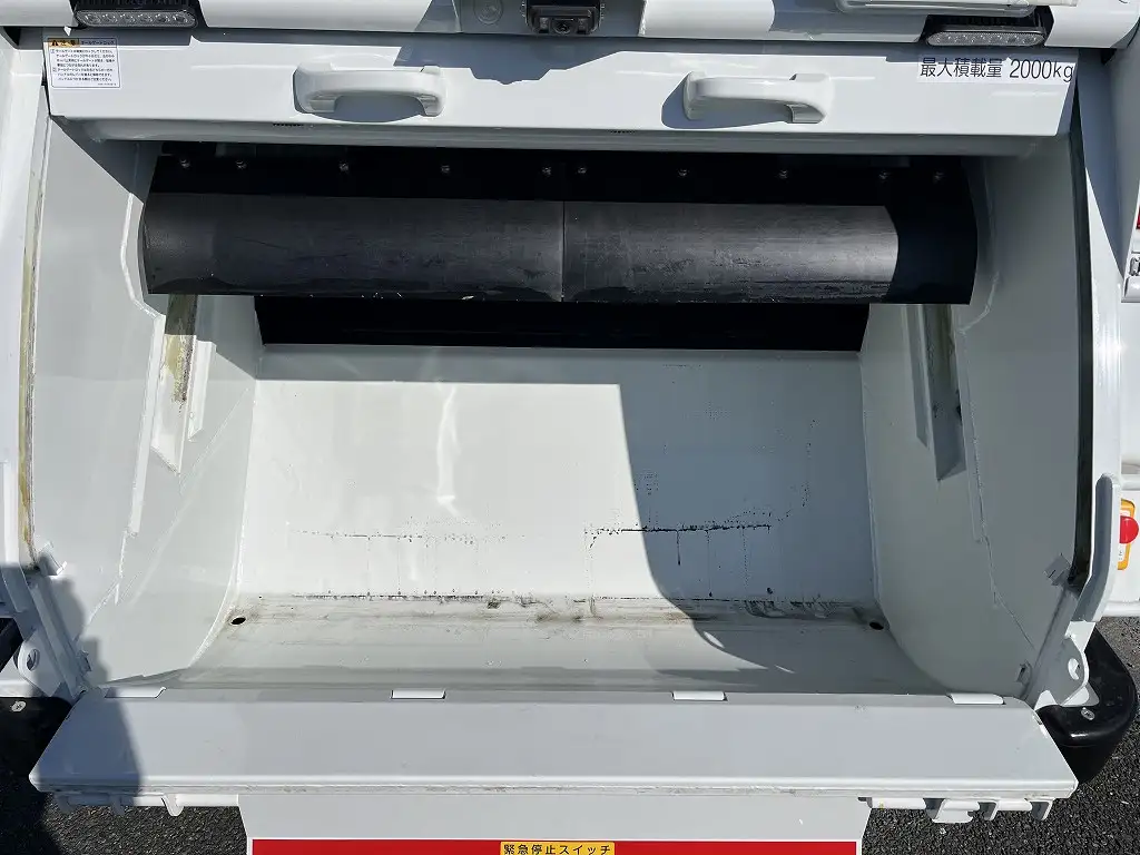 三菱 キャンター 小型 パッカー車 プレス式 2RG-FEAV0の中古トラック画像5