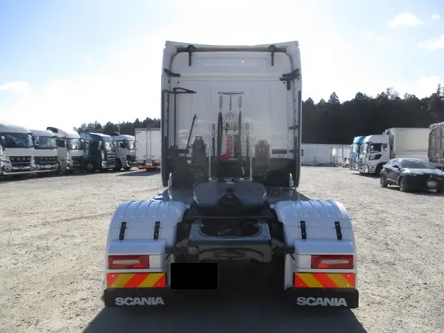 スカニア トラック 大型 トラクター ハイルーフ 1デフの中古トラック画像5