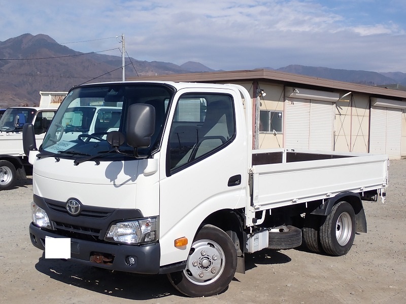 トヨタ ダイナ 小型 平ボディ 10尺 TKG-XZC605