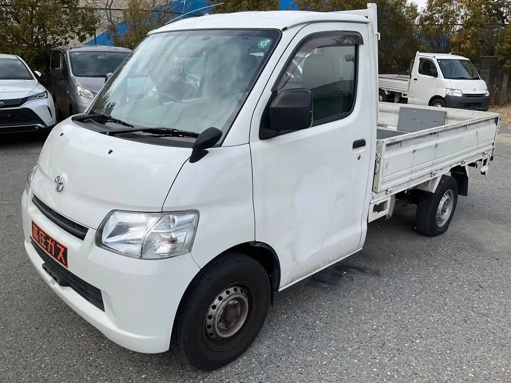 トヨタ タウンエース 小型 平ボディ DBF-S402U R2の中古トラック画像1