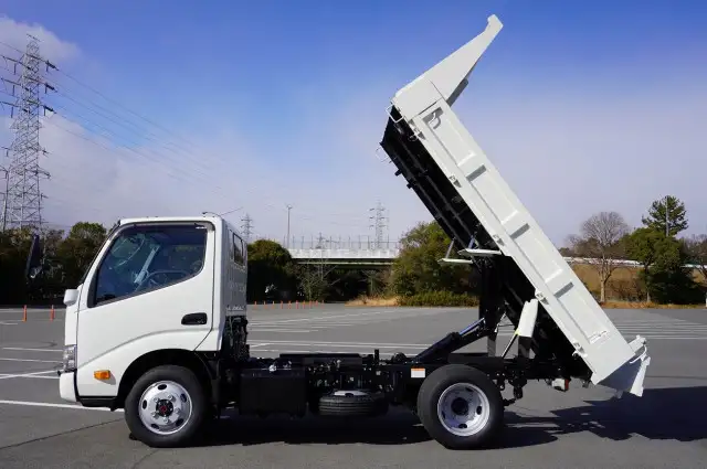 日野 デュトロ 小型 ダンプ 2DG-XZU675T R6の中古トラック画像6