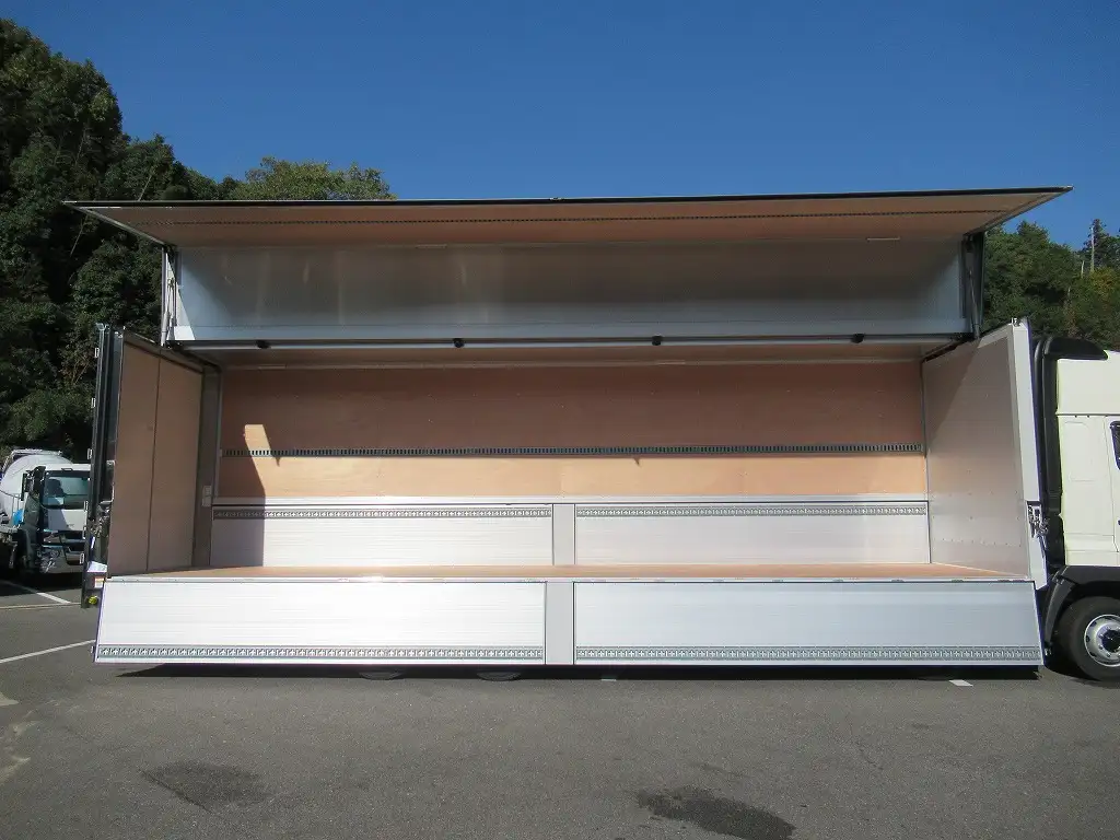 日野 プロフィア 大型 ウイング ハイルーフ エアサスの中古トラック画像7