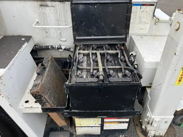 日産 アトラス 小型 高所・建柱車 高所作業車 電工仕様の中古トラック画像11