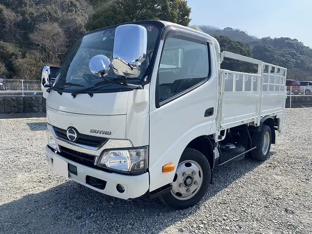 日野 デュトロ 小型 平ボディ パワーゲート 床鉄板の中古トラック画像1