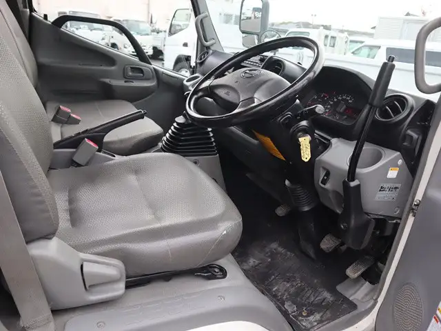 日野 デュトロ 小型 ダンプ 強化 TKG-XZU620Tの中古トラック画像11