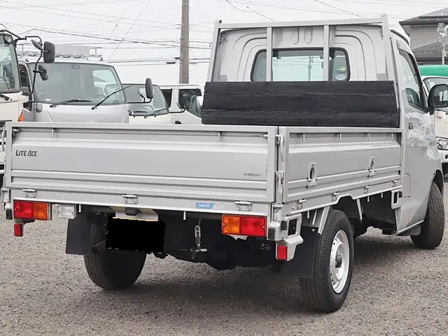 トヨタ ライトエース 小型 平ボディ DBF-S402U H27の中古トラック画像4