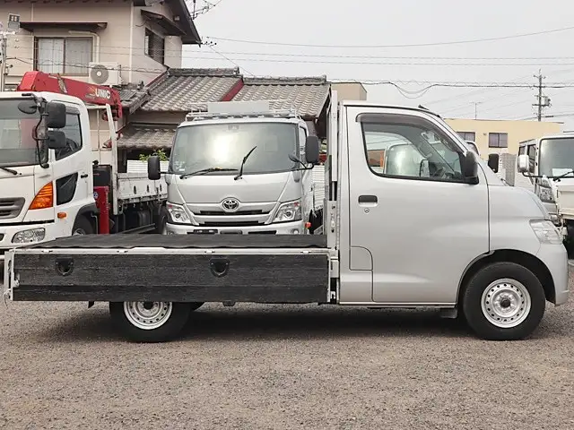 トヨタ ライトエース 小型 平ボディ DBF-S402U H27の中古トラック画像8