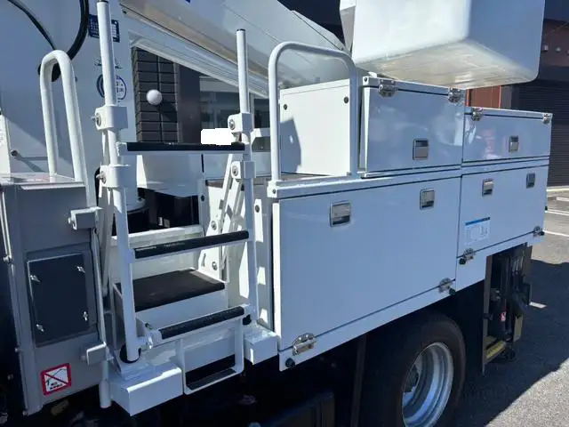 いすゞ エルフ 小型 高所・建柱車 高所作業車 電工仕様の中古トラック画像5