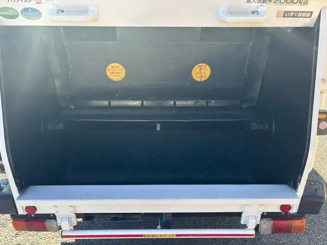いすゞ エルフ 小型 パッカー車 巻き込み式 回転ダンプ式の中古トラック画像5