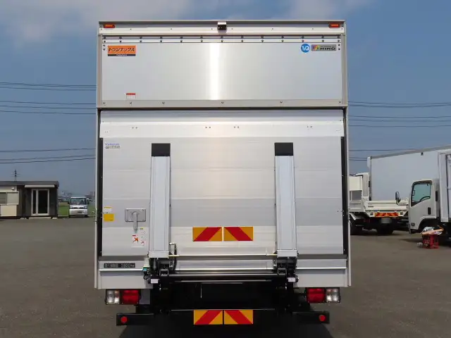 日野 レンジャー 中型/増トン アルミバン パワーゲート エアサスの中古トラック画像5
