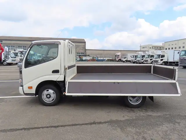 日野 デュトロ 小型 平ボディ 2RG-XZU605M R5の中古トラック画像7