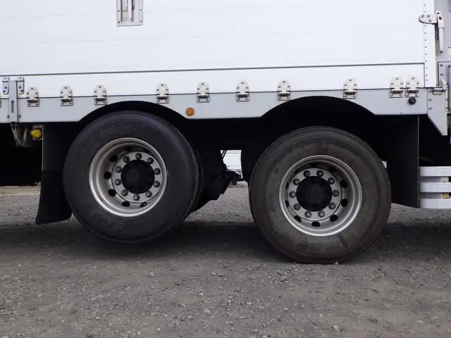 国内・その他 国産車その他 トレーラー/その他 トレーラー 2軸 エアサスの中古トラック画像20