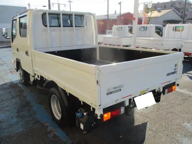三菱 キャンター 小型 平ボディ Wキャブ 2RG-FBA20の中古トラック画像4