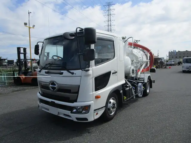 日野 レンジャー 中型/増トン タンク車 バキューム 2KG-FD2ABAの中古トラック画像1