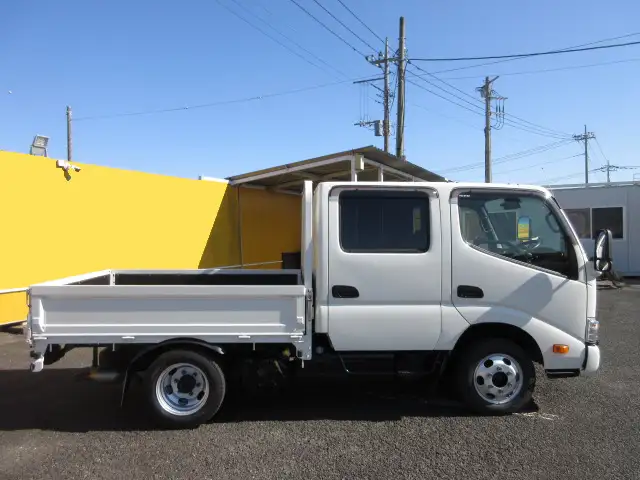 日野 デュトロ 小型 平ボディ Wキャブ 2DG-GDY281Mの中古トラック画像3
