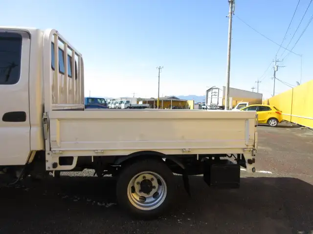 日野 デュトロ 小型 平ボディ Wキャブ 2DG-GDY281Mの中古トラック画像7