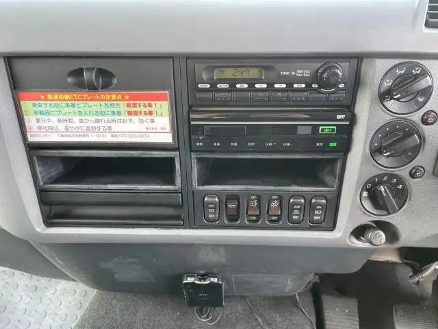 三菱 ファイター 中型/増トン アルミバン パワーゲート ベッドの中古トラック画像14