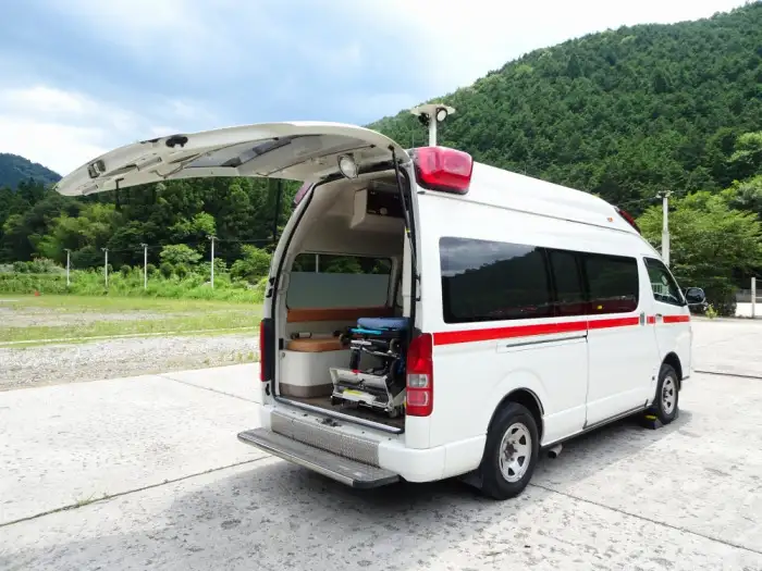 トヨタ ハイエース 小型 特殊車両 CBF-TRH226S H23の中古トラック画像4