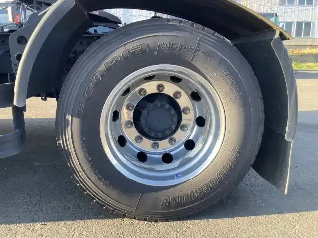 いすゞ ギガ 大型 トラクター ハイルーフ 1デフの中古トラック画像20