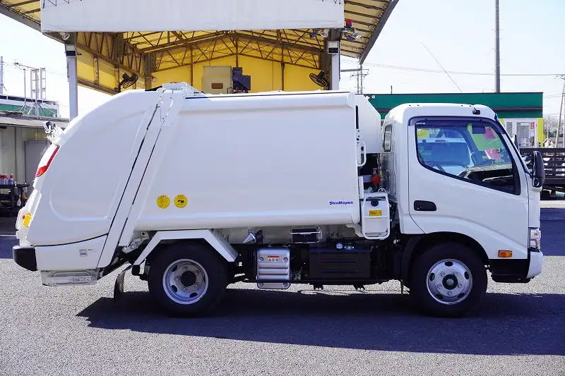 日野 デュトロ 小型 パッカー車 プレス式 2RG-XZU605Xの中古トラック画像2