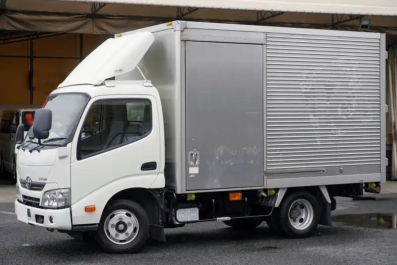 トヨタ ダイナ 小型 アルミバン サイドドア TKG-XZC605の中古トラック画像1