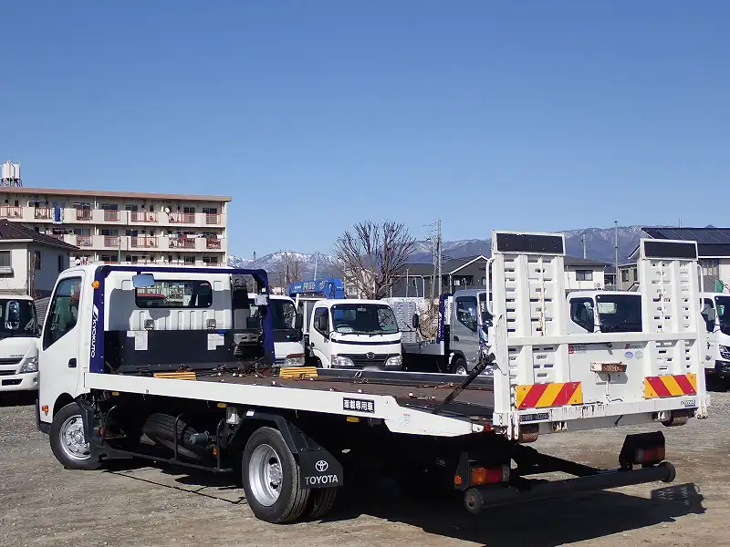 ヤンマーディーゼル 乗用運搬車 セル付 積載750kg 油圧ダンプ