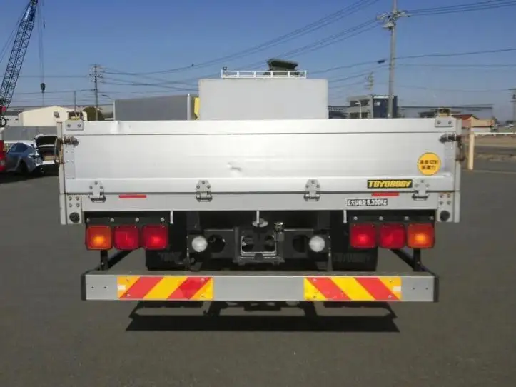 三菱 ファイター 中型/増トン 平ボディ アルミブロック ベッドの中古トラック画像5