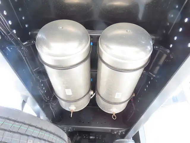 日野 プロフィア 大型 タンク車 バルク 2DG-FR1AJCの中古トラック画像14